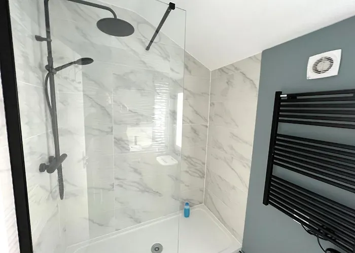 Apartament Duplex Entre La Cathedrale Et La Basilique Reims