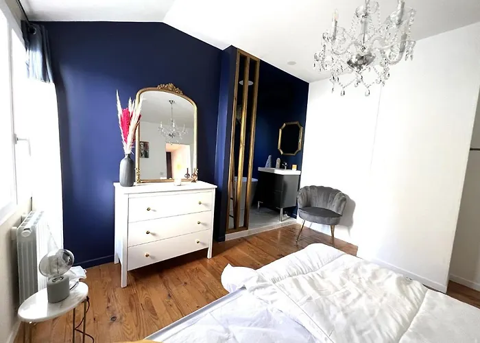 Duplex Entre La Cathedrale Et La Basilique *